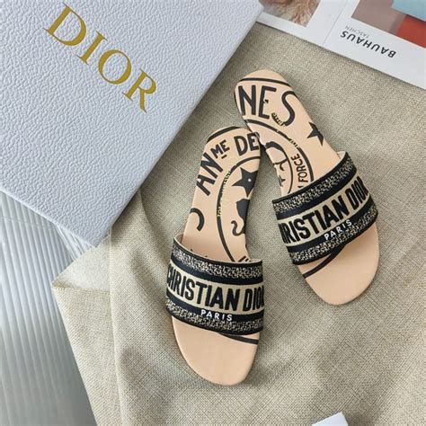 dway slide beige jute canvas embroidered with dior union motif|Dway Slide Beige Jute Canvas Embroidered with Dior Union Motif.